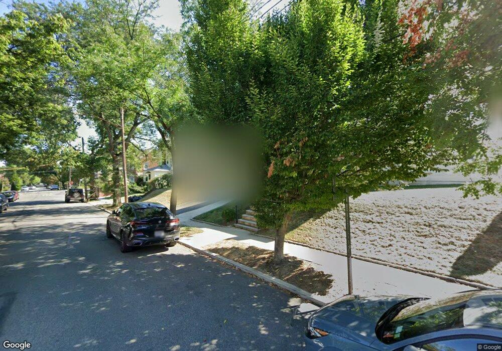 3317 168th St, Flushing, NY 11358 - photo 1