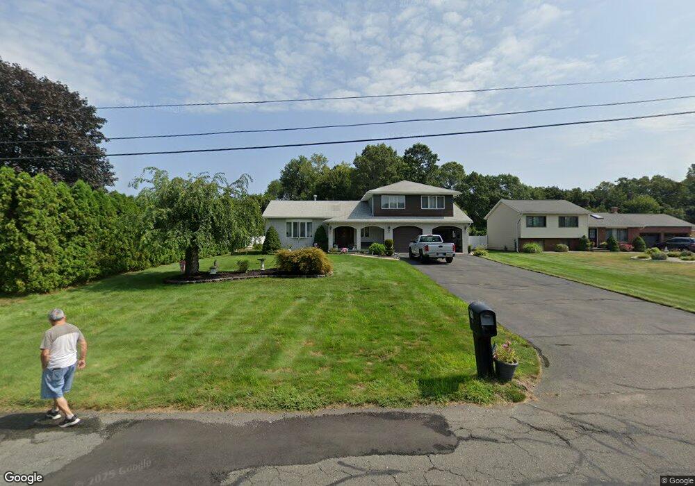 19 Hunter Rd, Ludlow, MA 01056 - photo 1