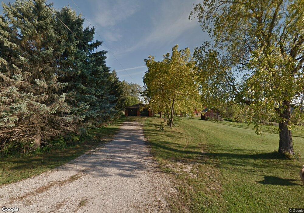 42798 Stoehr Dr, Dakota, MN 55925 - photo 1