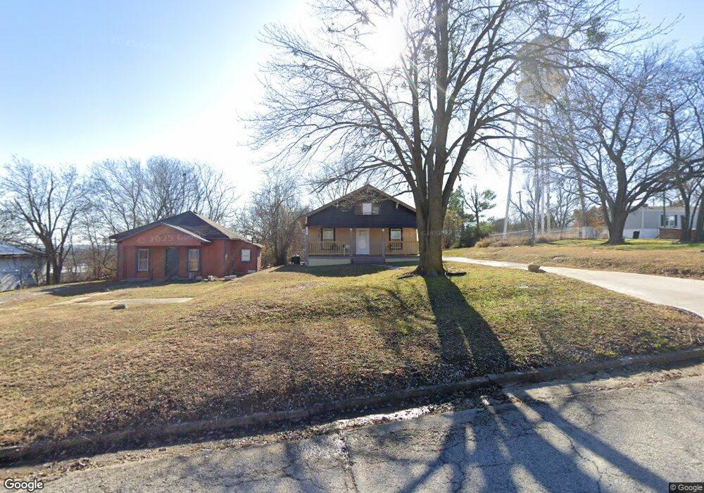 408 W Main St, Beggs, OK 74421 - photo 1