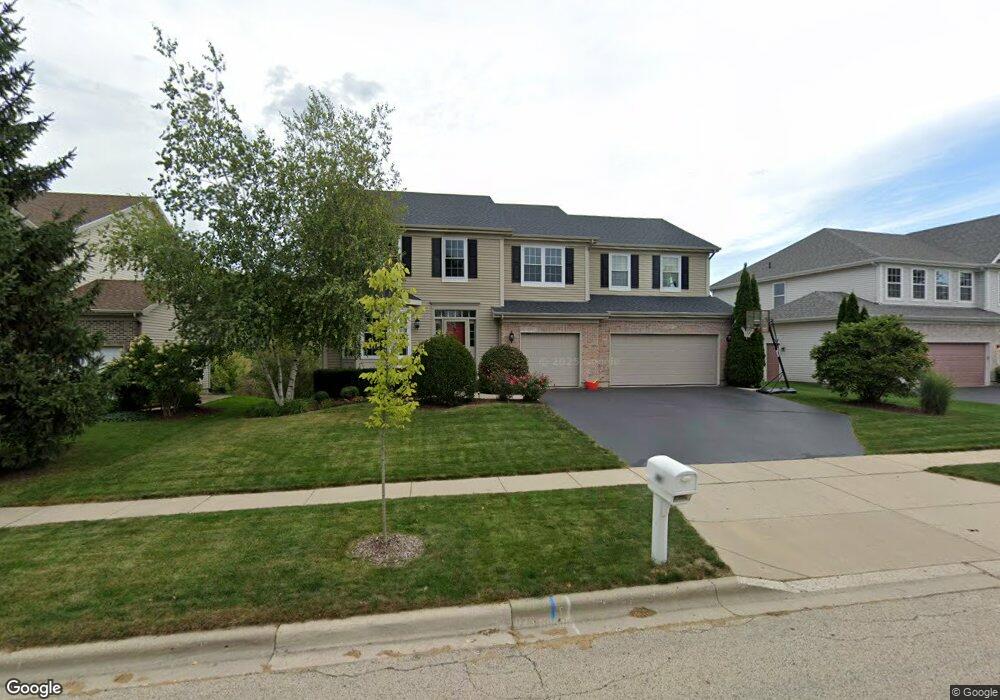 381 Lake Plumleigh Way, Algonquin, IL 60102 - photo 1