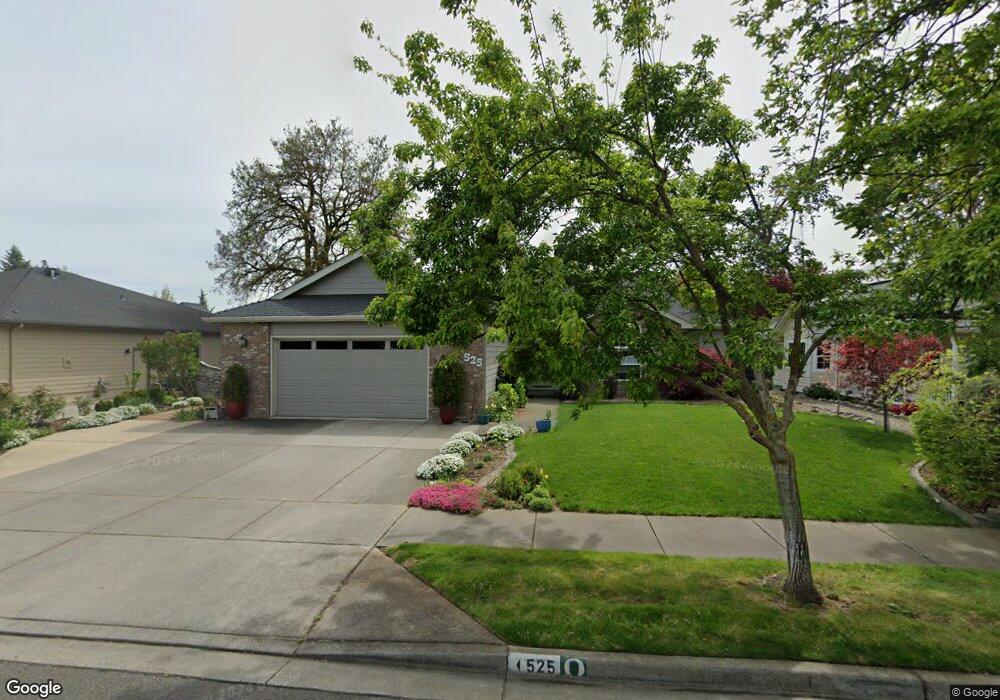 525 Black Oak Dr, Central Point, OR 97502 - photo 1