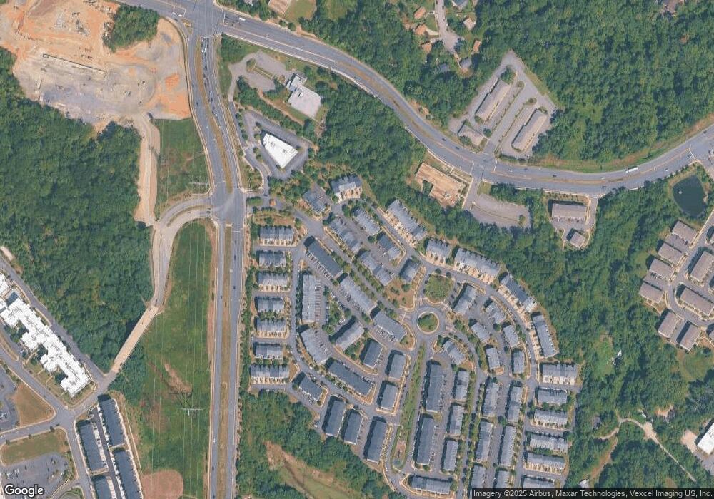 14741 Potomac Branch Dr unit 13, Woodbridge, VA 22191 - photo 1