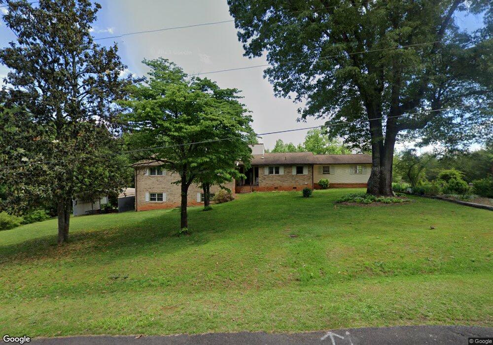 211 W Park Dr, Walhalla, SC 29691 - photo 1