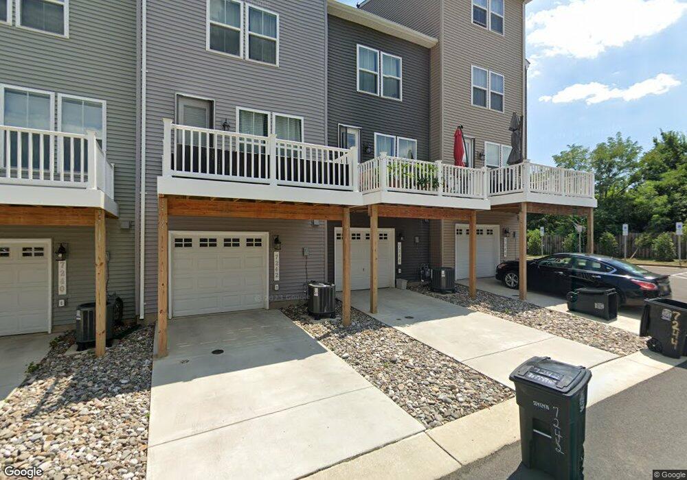 7244 Clagett Dr unit 717, Hyattsville, MD 20785 - photo 1