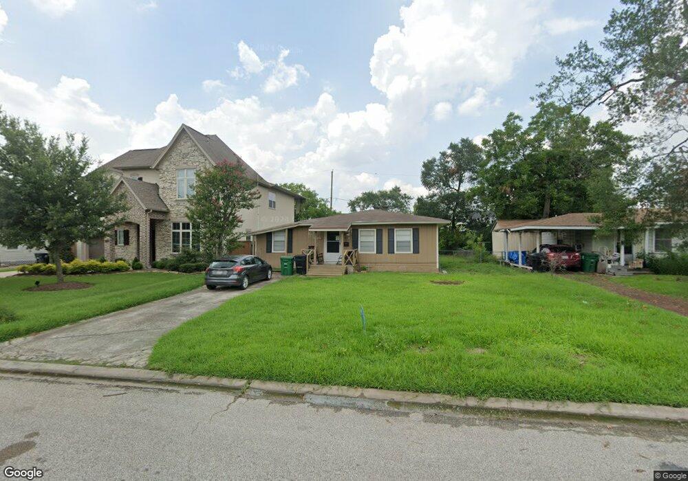 1742 Du Barry Ln, Houston, TX 77018 - photo 1