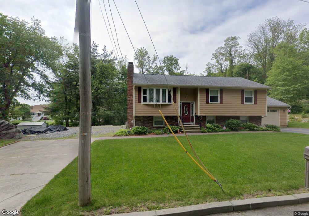 7 Hope Ct, Johnston, RI 02919 - photo 1