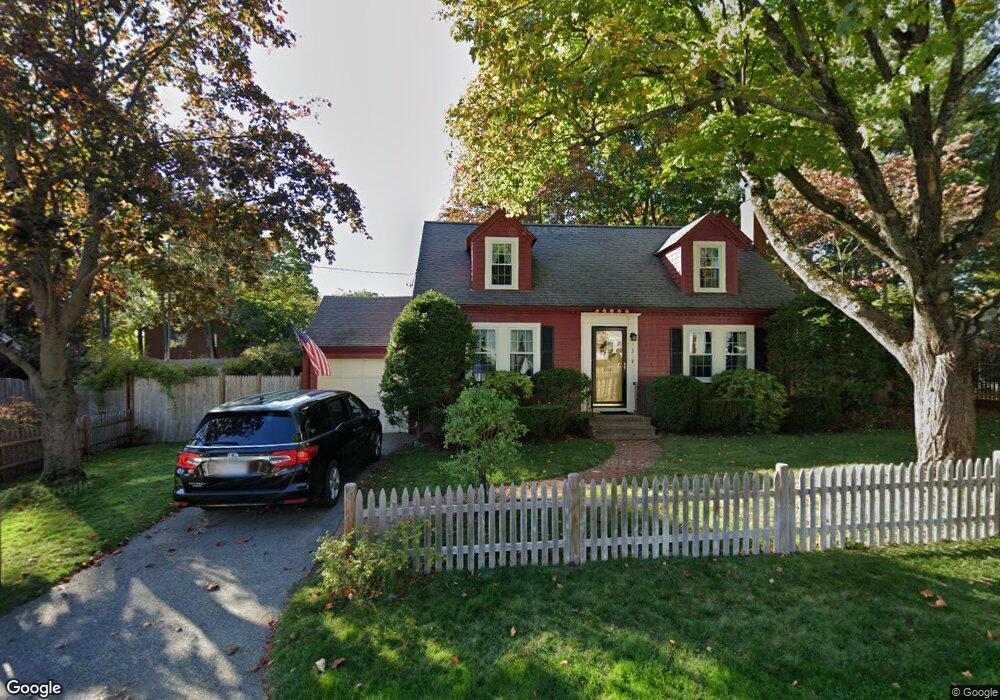 3 Elmhurst Rd, Stoneham, MA 02180 - photo 1