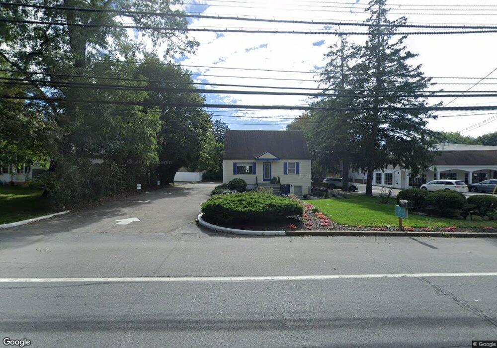 2123 Crompond Rd, Cortlandt Manor, NY 10567 - photo 1