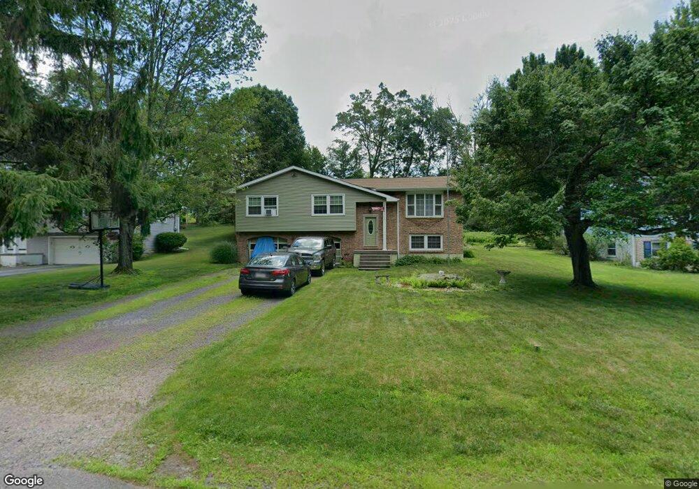 58 Yorktown Rd, Mountain Top, PA 18707 - photo 1