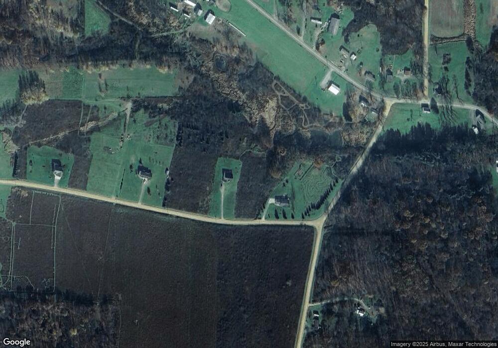 18370 Maple Dr, Saegertown, PA 16433 - photo 1