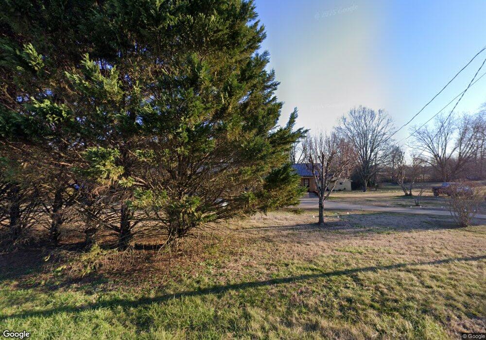 324 Christopher Rd, Shelby, NC 28152 - photo 1