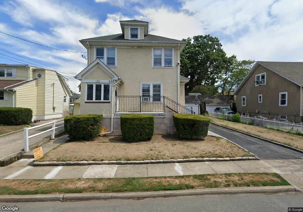 530 Oceanpoint Ave unit 2, Cedarhurst, NY 11516 - photo 1