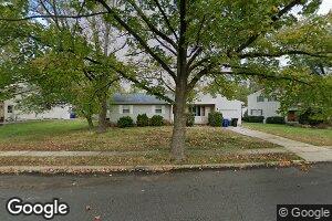 127 Swedes Run Dr, Delran, NJ 08075