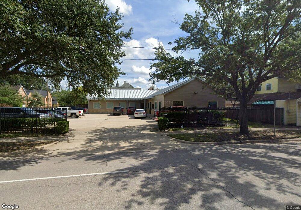116 N 10th St, Houston, TX 77008 - photo 1