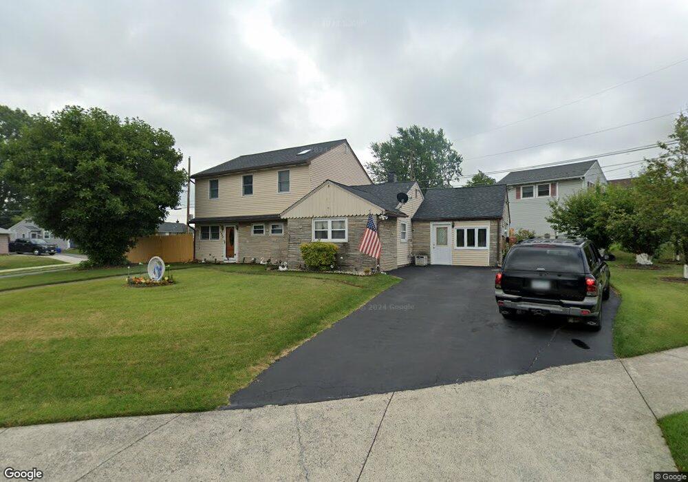 1940 Robin Way, Bethlehem, PA 18018 - photo 1