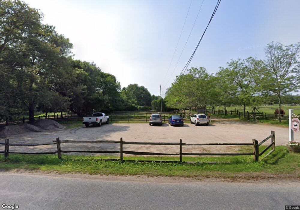 1081 Curtis Corner Rd, Wakefield, RI 02879 - photo 1