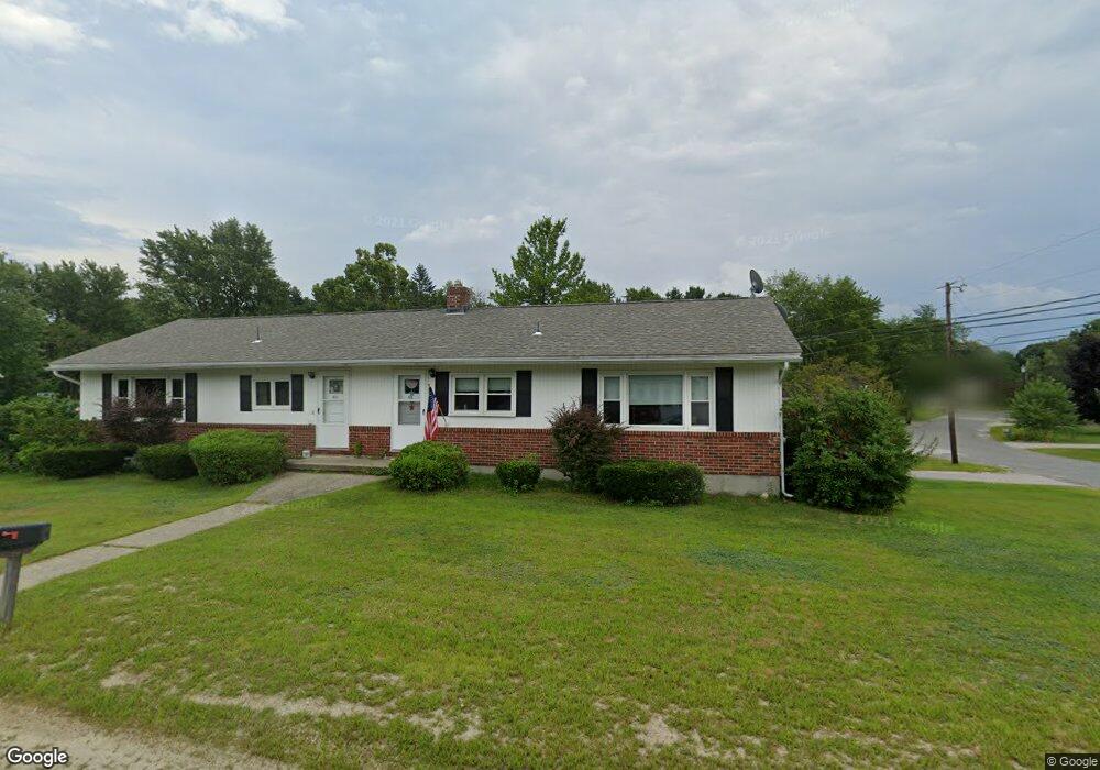 47 1/2 Belknap Rd, Hudson, NH 03051 - photo 1