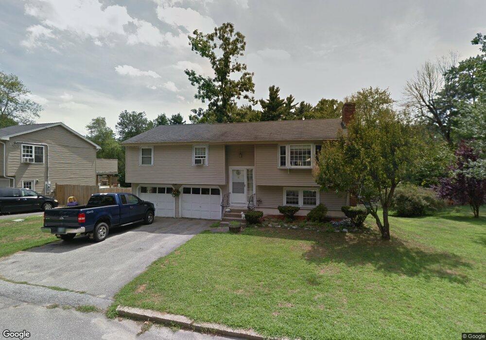 9 Camelot Dr, Hooksett, NH 03106 - photo 1