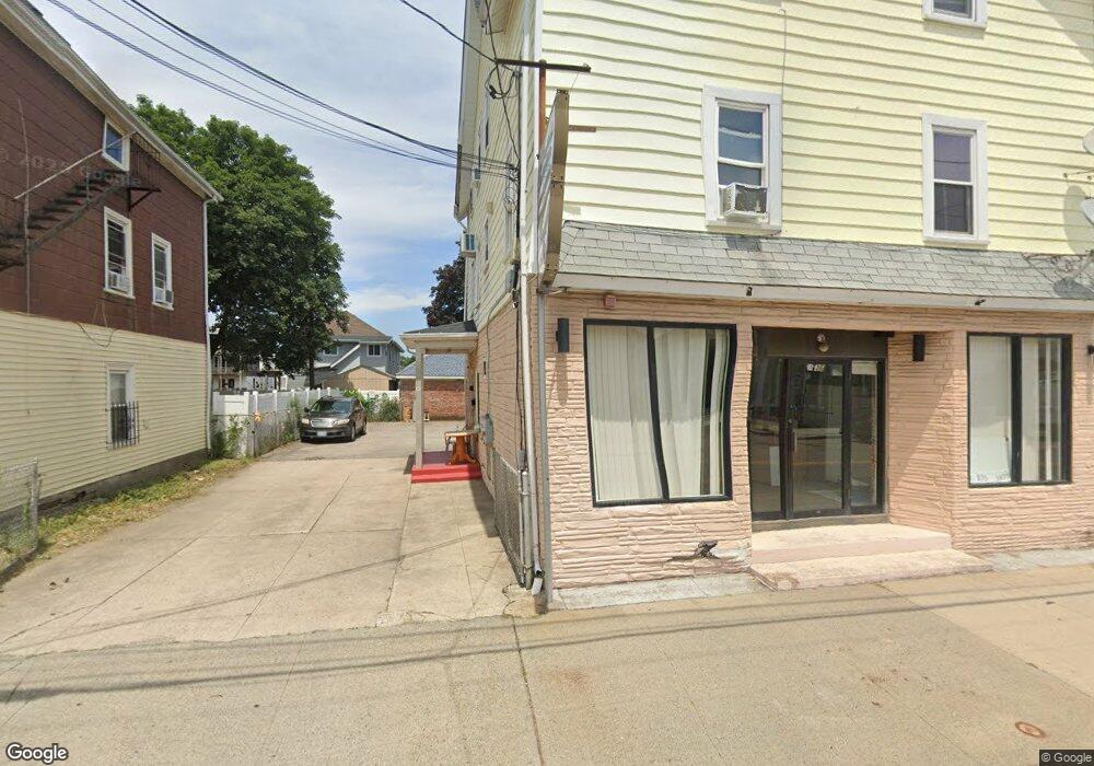 34 Benefit St, Pawtucket, RI 02861 - photo 1