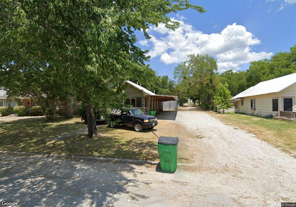 1619 Roy St, Gainesville, TX 76240 - photo 1