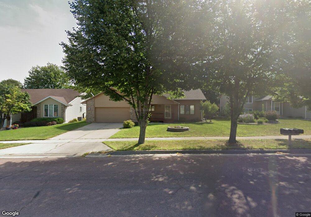 2004 S Alpine Ave, Sioux Falls, SD 57110 - photo 1