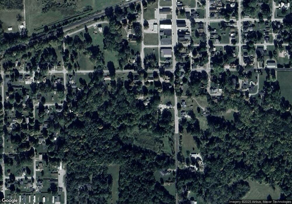 105 S Snowden St, Andrews, IN 46702 - photo 1