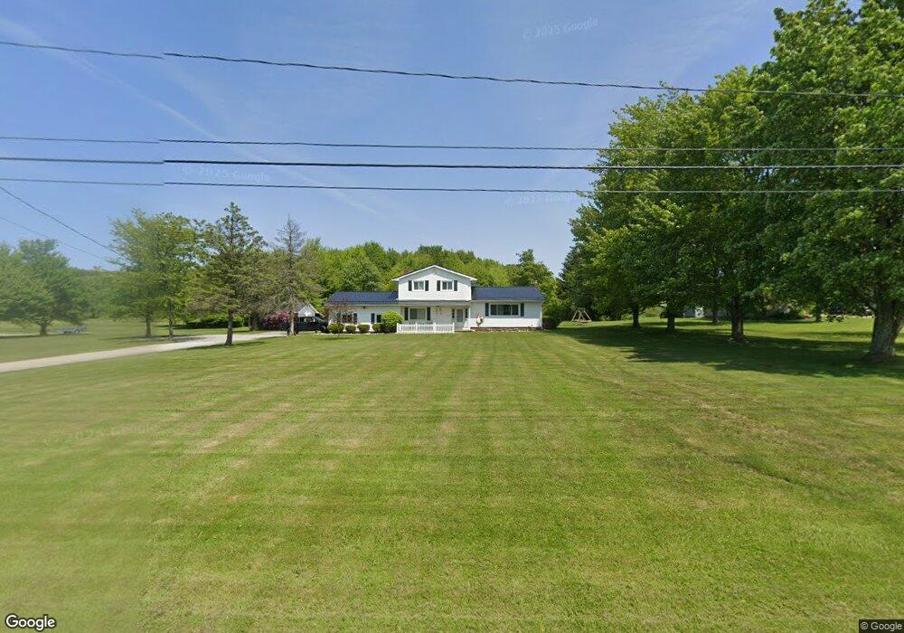 5070 Middle Rd, Conneaut, OH 44030 - photo 1