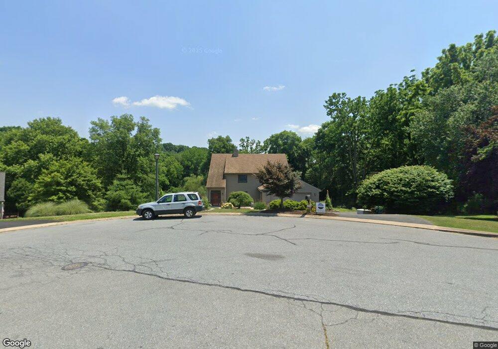 1017 Fieldstone Ct, Lancaster, PA 17603 - photo 1