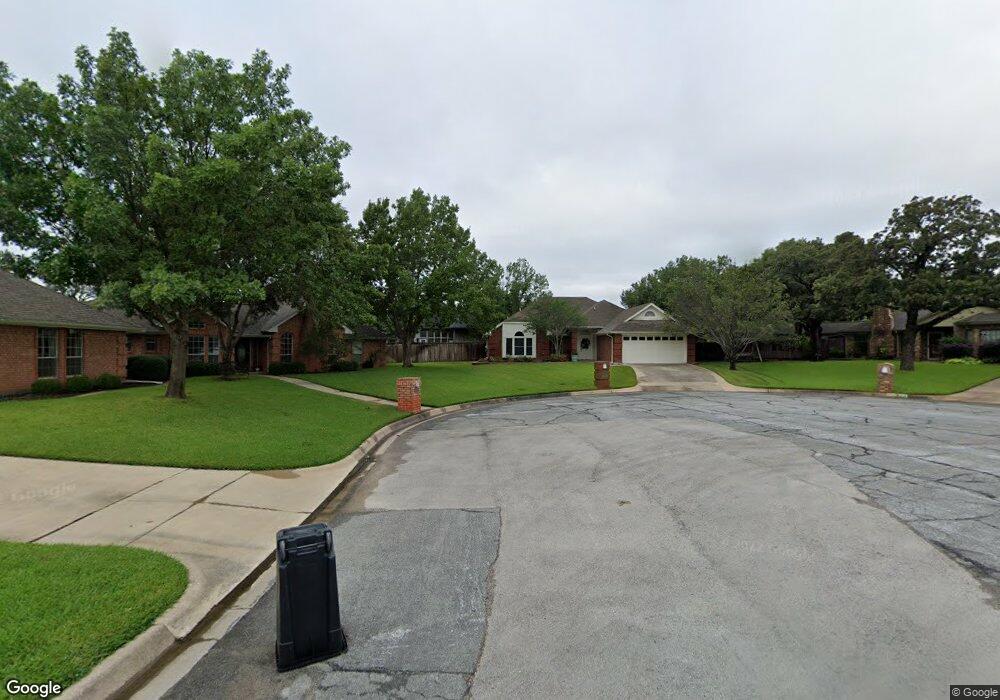 7109 Gregg Ct, North Richland Hills, TX 76182 - photo 1