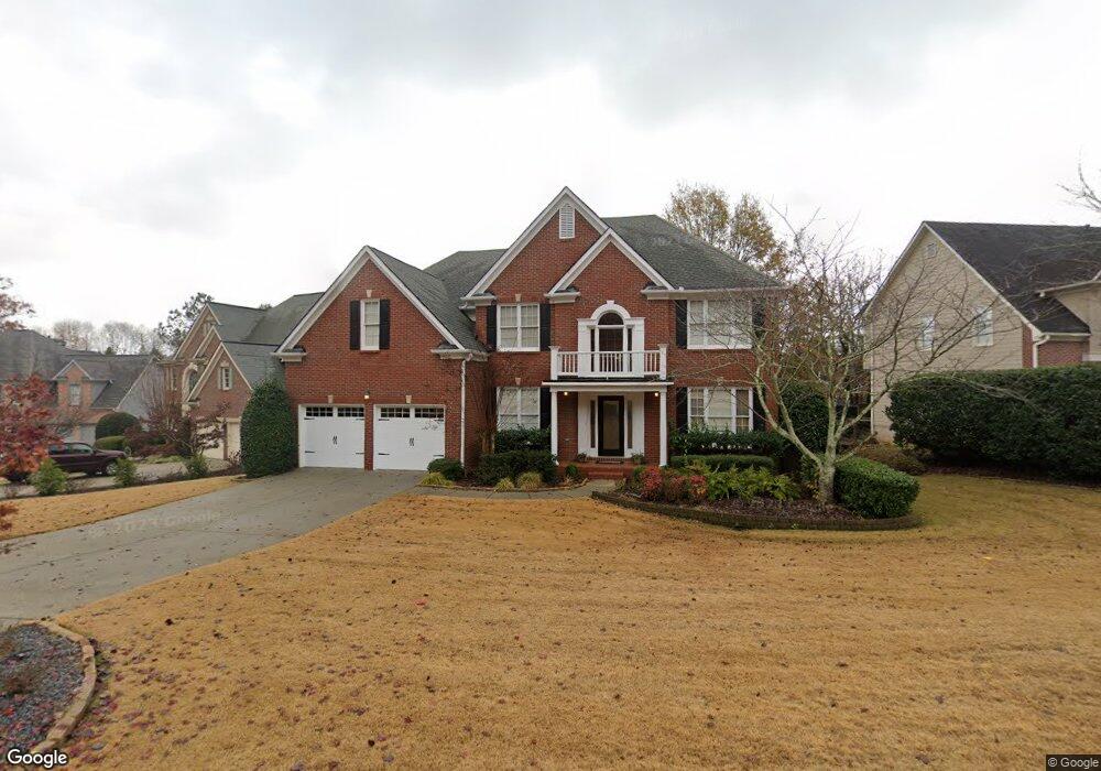 135 Fallen Leaf Ct, Alpharetta, GA 30005 - photo 1