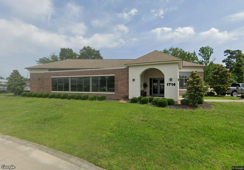 1714 Wolf Cir, Lake Charles, LA 70605 - photo 1