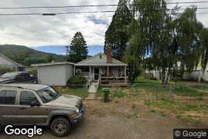 530 E 2nd Ave, Riddle, OR 97469