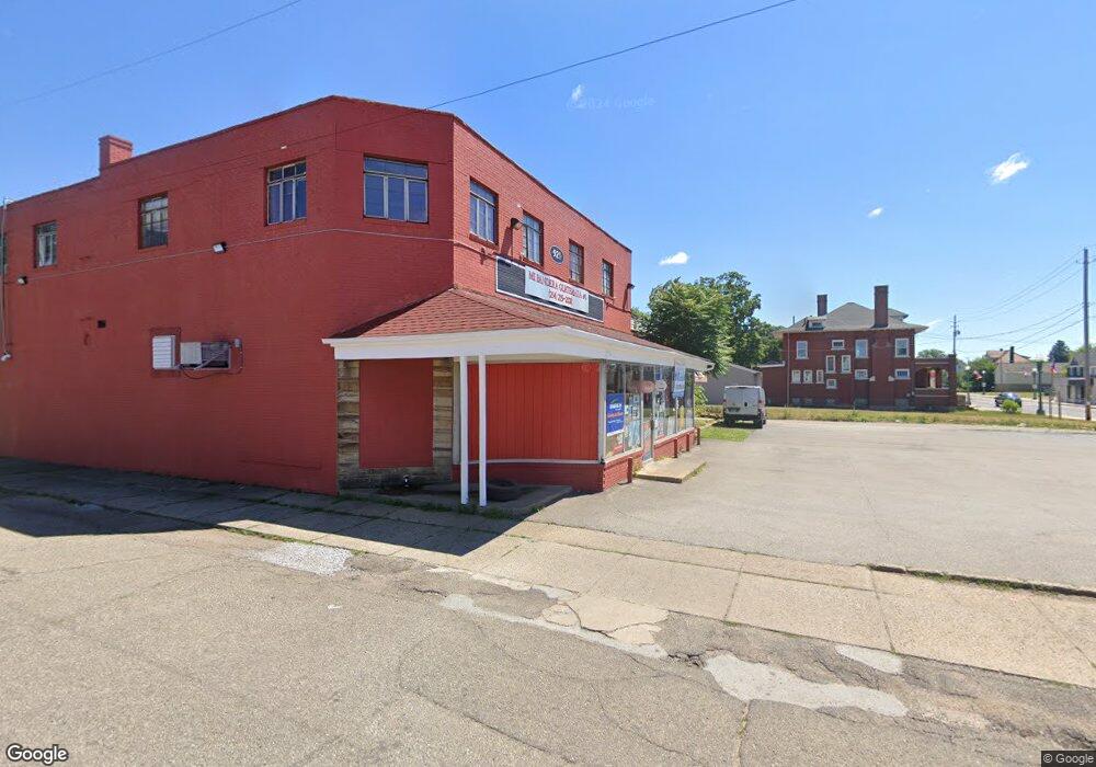 921 12th St NW, Canton, OH 44703 - photo 1