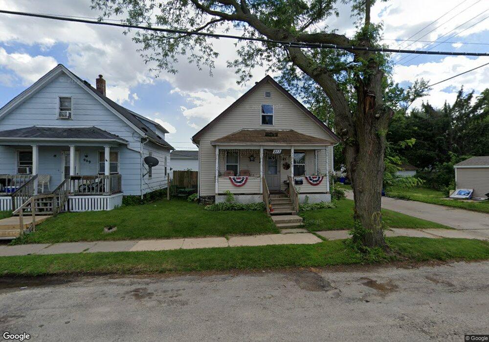 913 10th Ave SW, Cedar Rapids, IA 52404 - photo 1