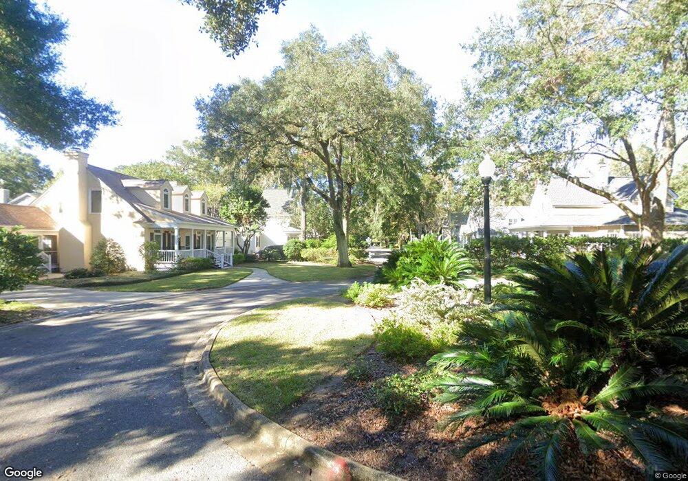29 Rosemont St, St. Simons Island, GA 31522 - photo 1