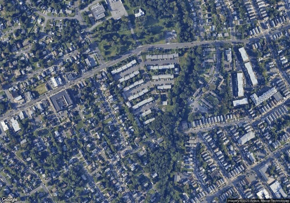 428 Hamilton St unit C, Somerset, NJ 08873 - photo 1