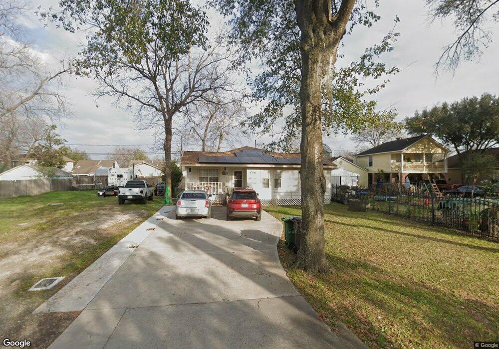 4706 Beggs St, Houston, TX 77009 - photo 1