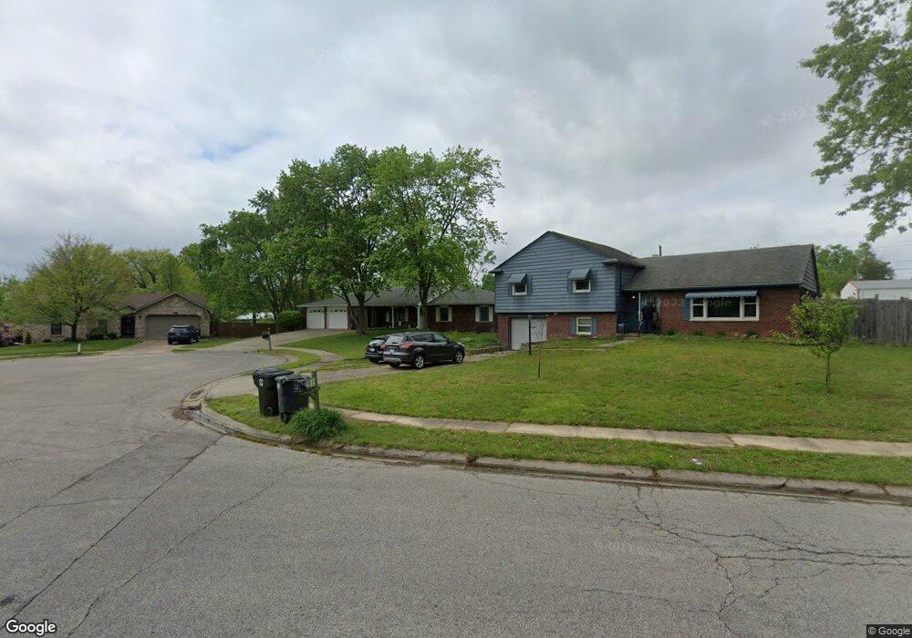 1811 Scheller Ln, New Albany, IN 47150 - photo 1