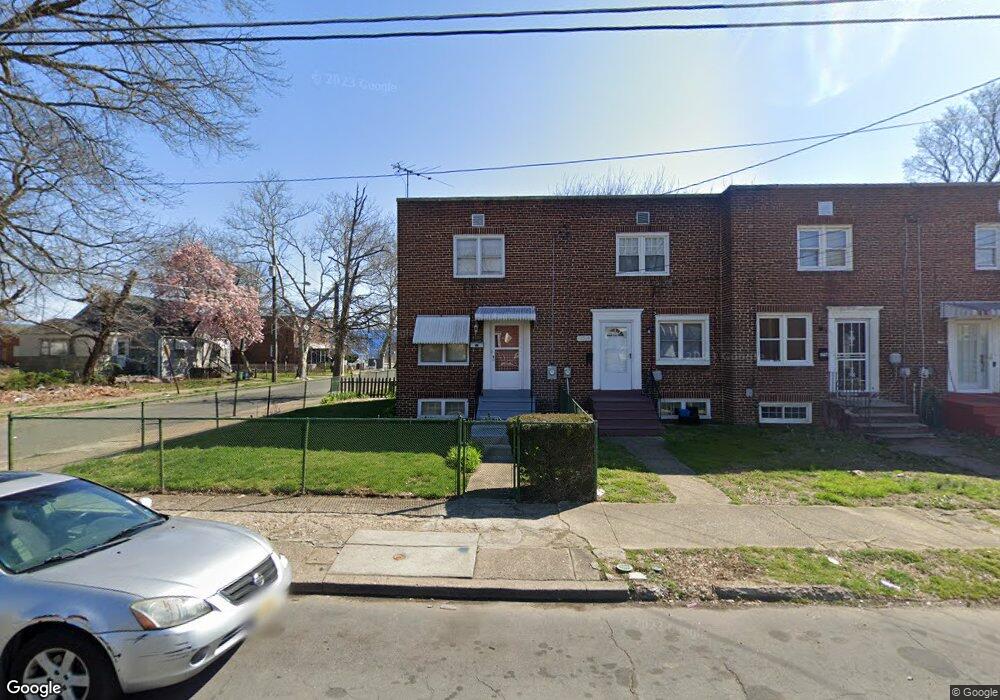 1752 Pershing St, Camden, NJ 08104 - photo 1