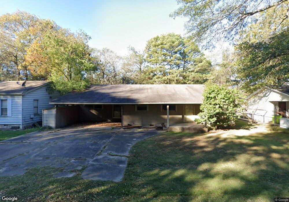 1304 S Columbus St, Stuttgart, AR 72160 - photo 1