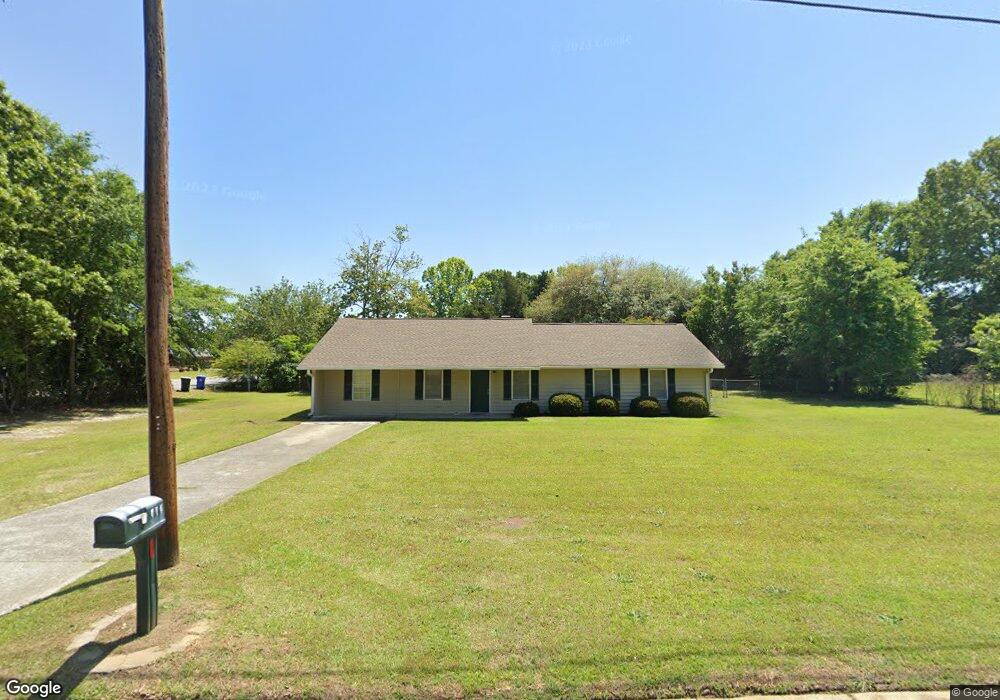 902 Springdale Rd, Dublin, GA 31021 - photo 1
