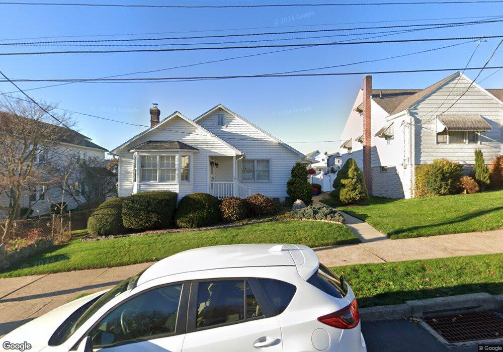 152 W Grand St, Nanticoke, PA 18634 - photo 1