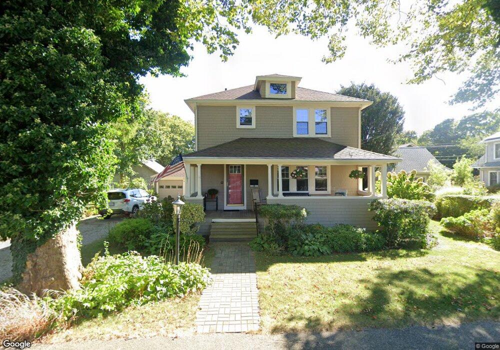 11 Fairview Ave, Falmouth, MA 02540 - photo 1