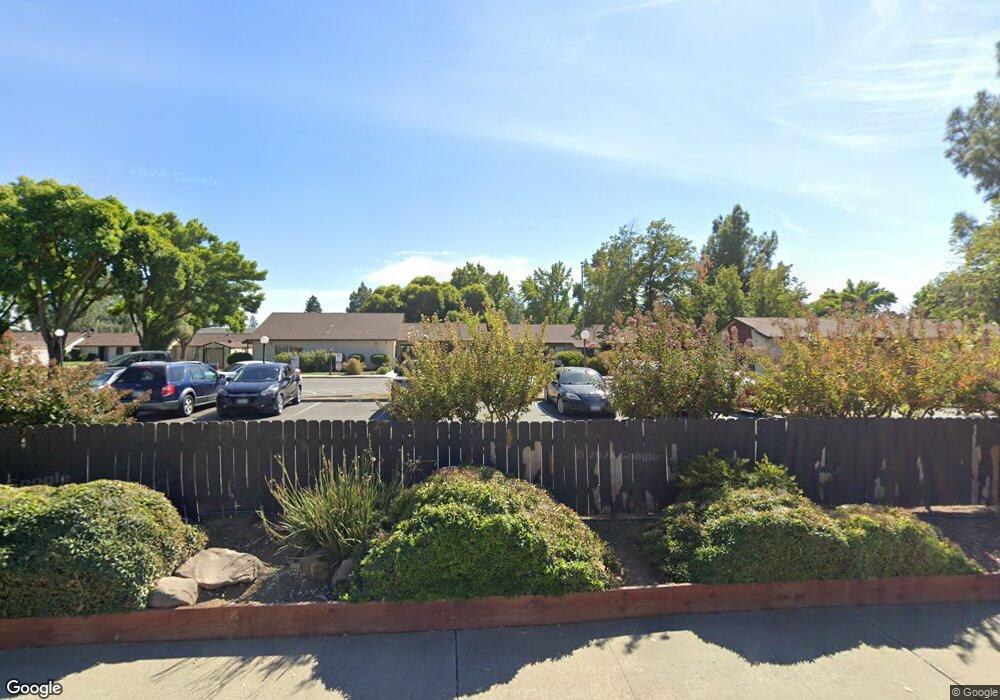 714 N Humboldt Ave, Willows, CA 95988 - photo 1