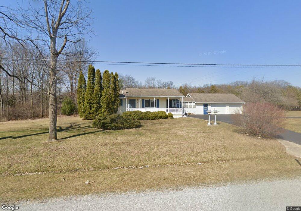 5445 Sandusky Rd, Lima, OH 45801 - photo 1