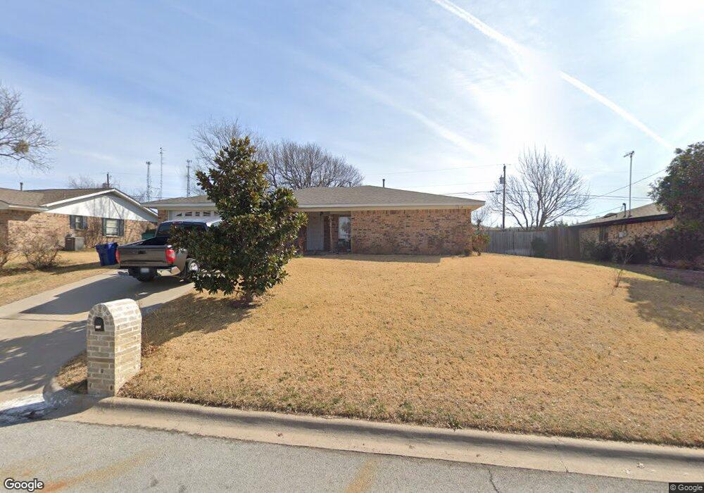 203 S Sendero Dr, Decatur, TX 76234 - photo 1