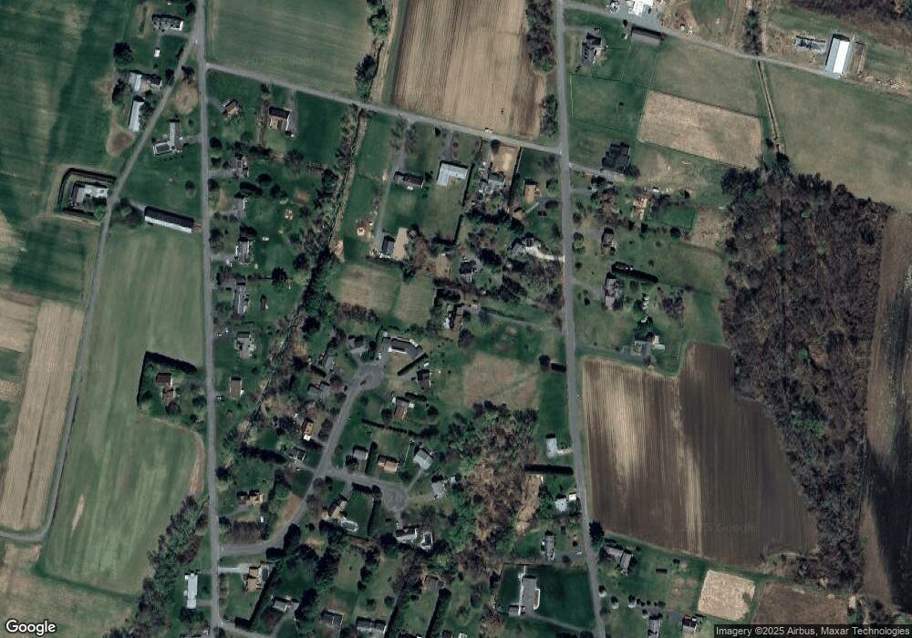 179 Russell St, Sunderland, MA 01375 - photo 1