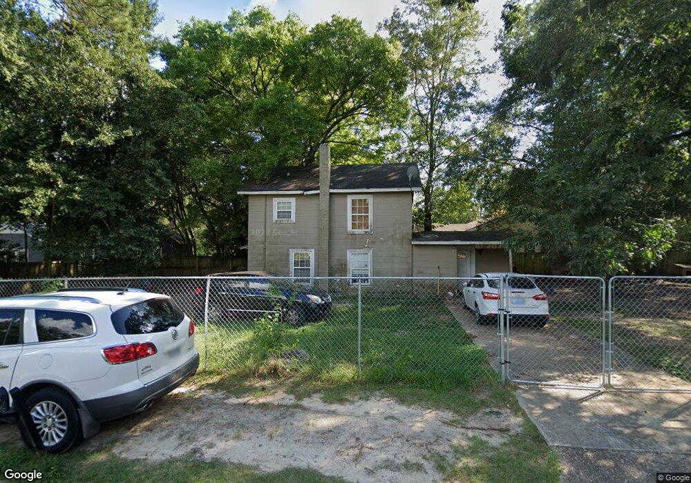 305 Floyd St, Dothan, AL 36301 - photo 1