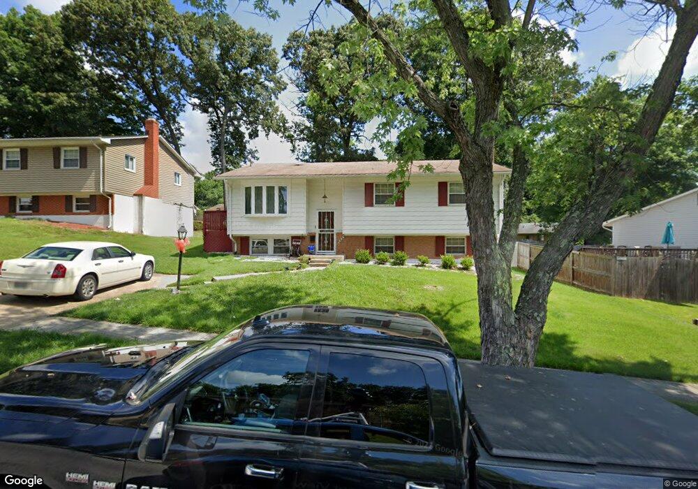 4554 Kinmount Rd, Lanham, MD 20706 - photo 1